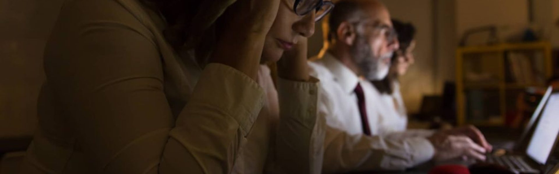 Prekarijat – novi proleterijat i potraga za dostojanstvom kroz univerzalni dohodak