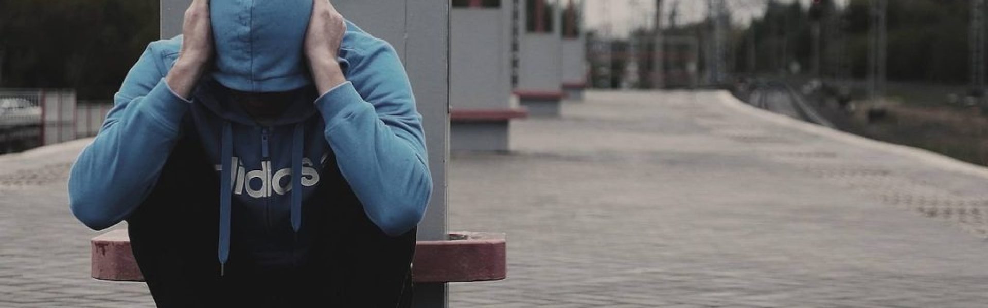 STRAH – Prastari čuvar koji nas i dalje void